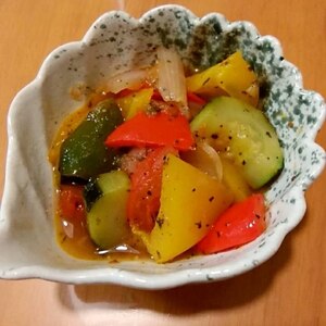 夏野菜たっぷり煮込み